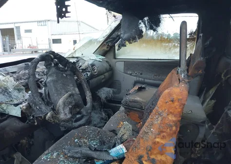 2000 Dodge Ram 1500 St from USA, damaged, VIN 1B7HF16Z5YS566510